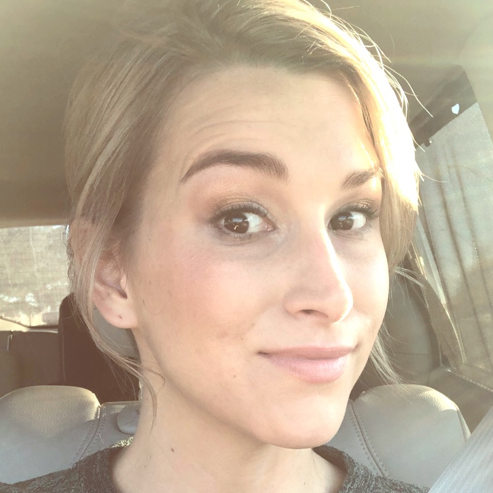 Meet your Posher, Jena